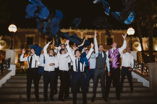 chicos vestir en bodas noche día catering granada