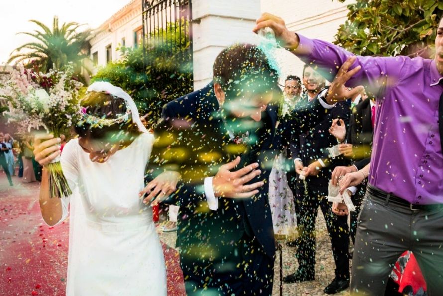 En qué mano y en qué dedo se ponen los anillos